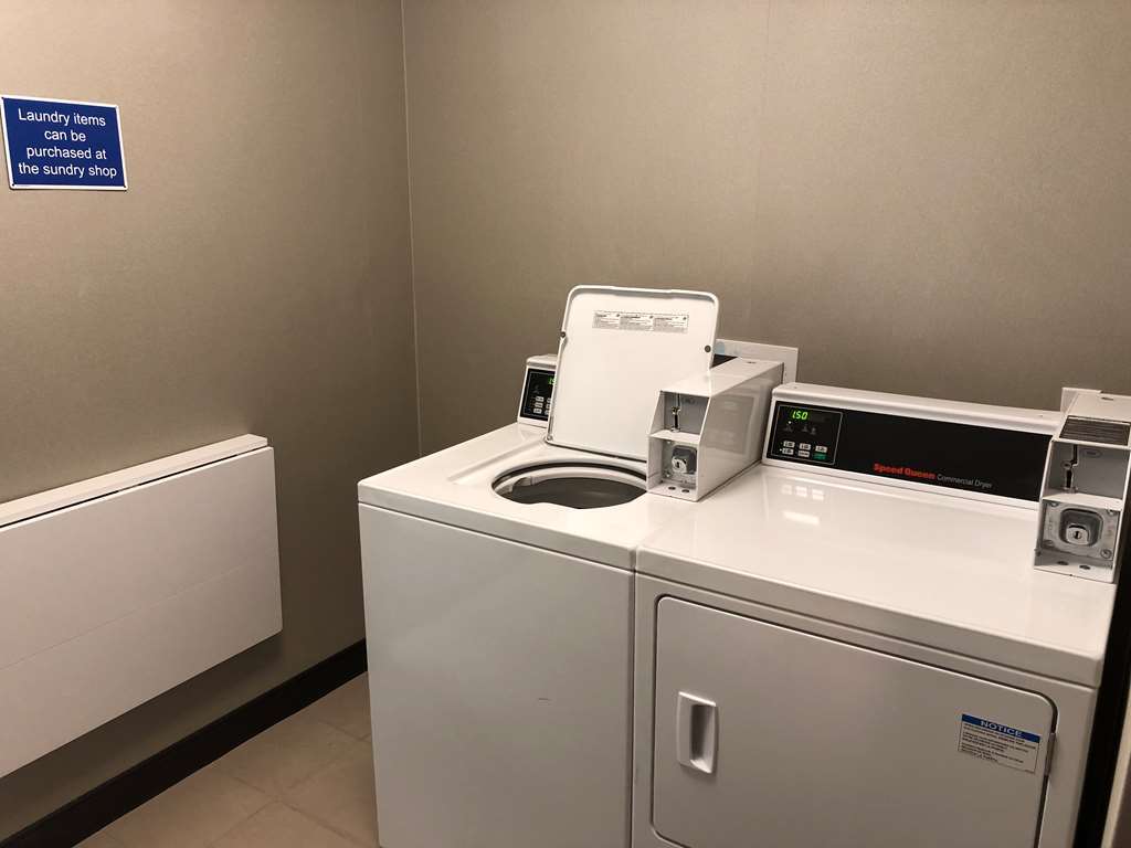 Best Western Plus Philadelphia-Pennsauken Hotel Cherry Hills Village Съоръжения снимка
